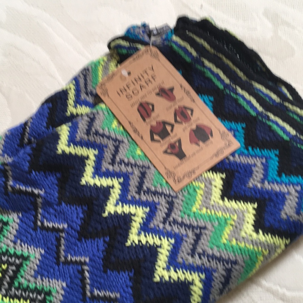 New Infinity Scarf 15” wide x 64” - Picture 1 of 4
